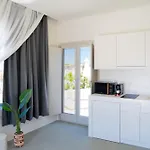 Hotel Coconut Karterados (Santorini)