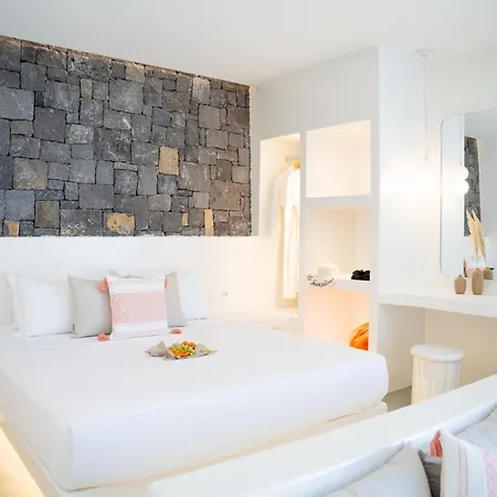 Coconut Hotel