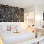 Hotel Coconut