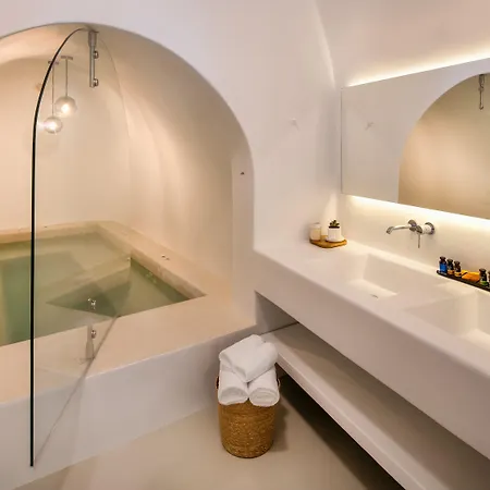 Coconut Hotel Karterados (Santorini)